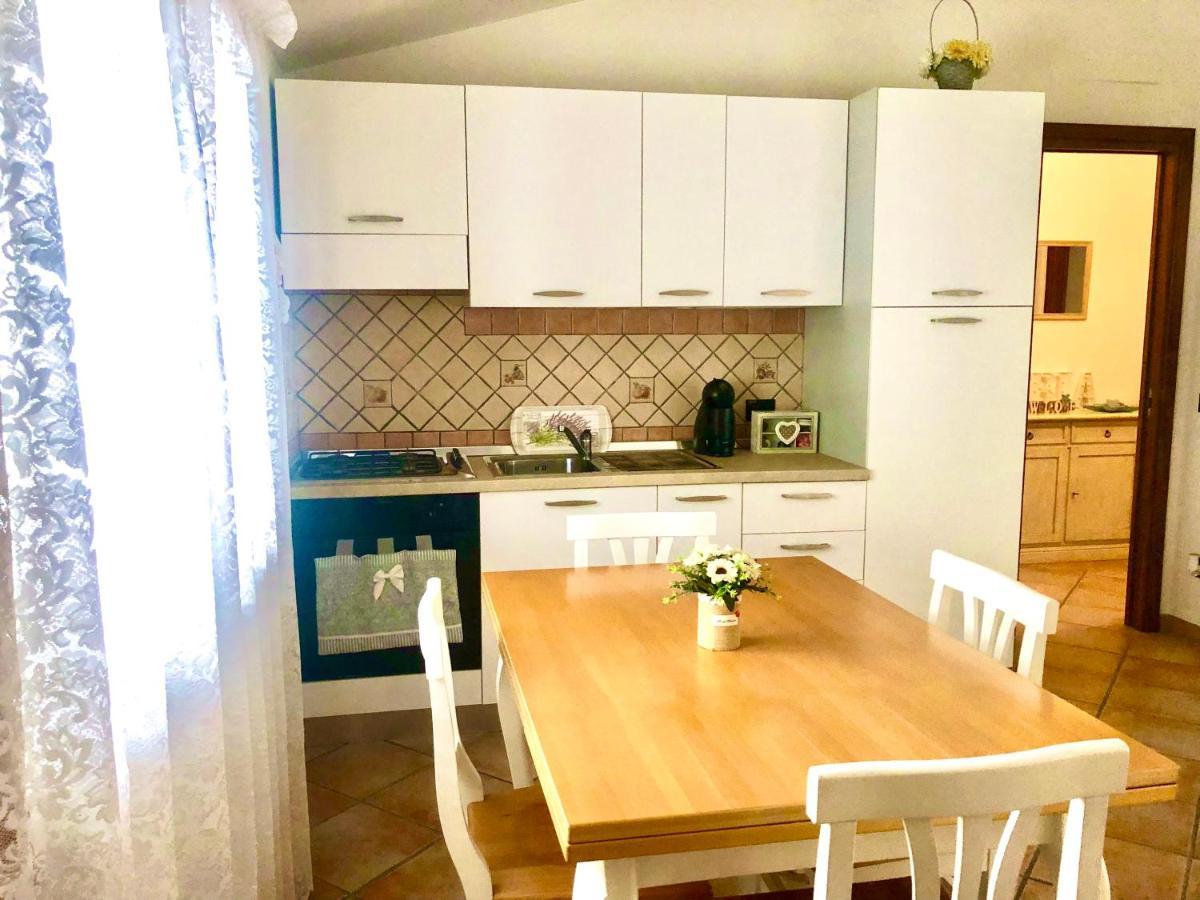EXCLUSIVE USE- USO ESCLUSIVO - La Maison de Gioel - ENTIRE HOUSE - INTERA CASA - WITH KITCHENETTE - CON CUCININO - WITH WASHING MACHINE - CON LAVATRICE - FREE PUBLIC PARKING IN FRONT OF THE HOUSE - PARCHEGGIO PUBBLICO GRATUITO DIFRONTE ALLA CASA Olbia Exterior foto